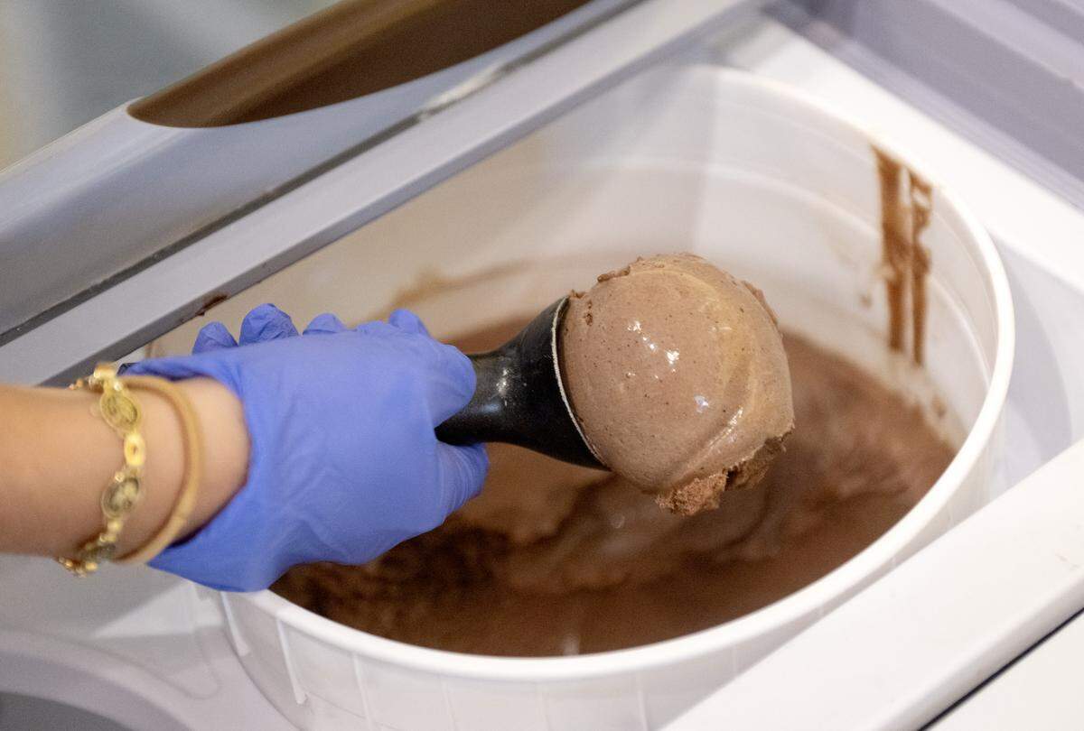 A scoop of the chocolate espresso martini ice cream from The Parlor in Bellefonte on Thursday, Aug. 14, 2025.  