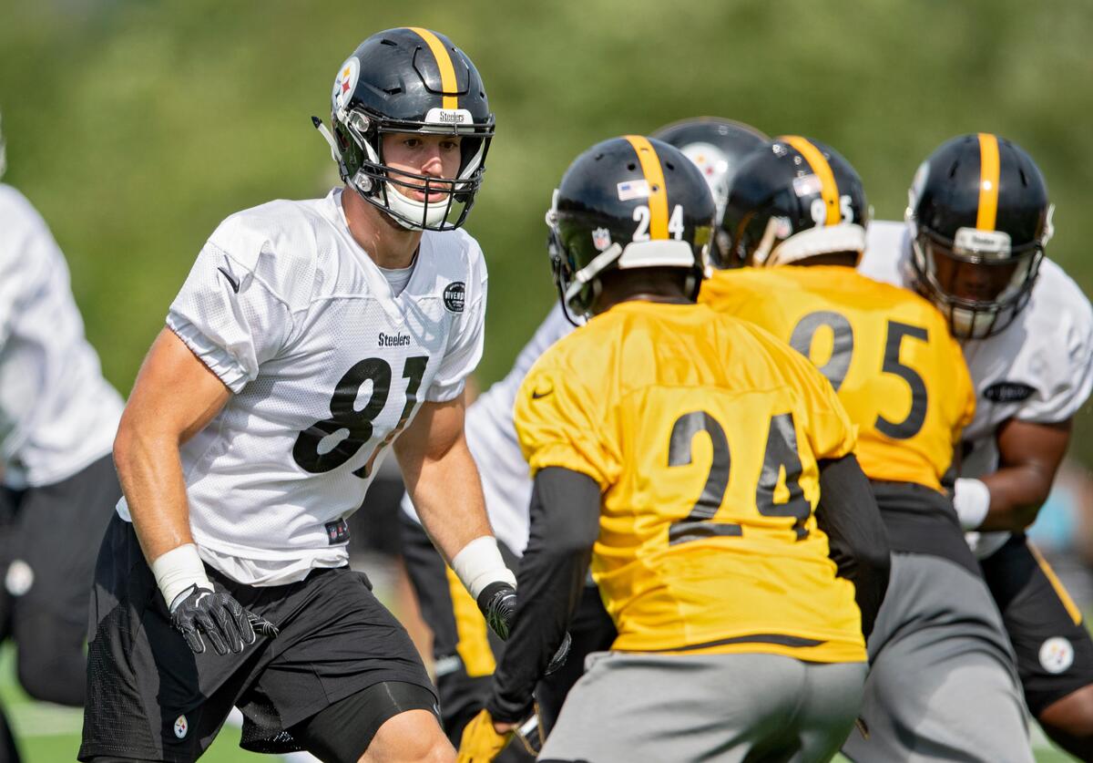 Former Pittsburgh Steelers tight end Jesse James runs a play during training camp on Tuesday, August 7, 2018 at Saint Vincent College. James signed with the Detroit Lions this offseason.