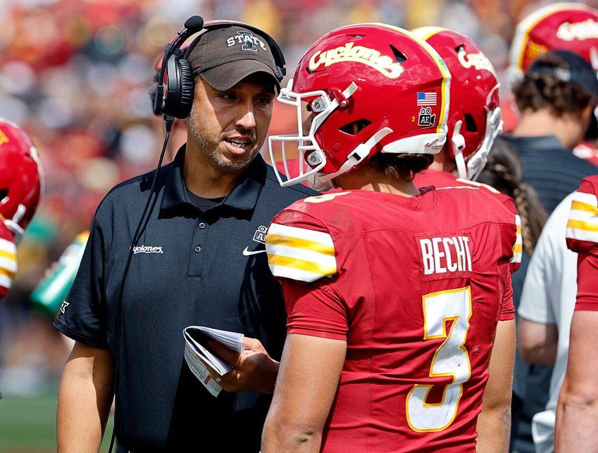 AMES, IA - SEPTEMBER 6: Head coach Matt Campbell of the Iowa State Cyclones cpaches quarterback Rocco Becht #3 of the Iowa State Cyclones during a time out in the second half of play against the Iowa State Cyclones at Jack Trice Stadium on September 6, 2025, in Ames, Iowa. The Iowa State Cyclones won 16-13 over the Iowa Hawkeyes. (Photo by David Purdy/Getty Images)