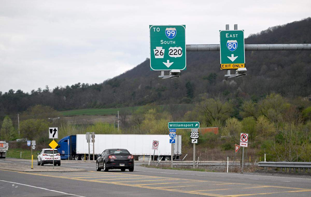 Traffic merges onto I-99 from Route 26 and I-80 in Bellefonte on Thursday, April 18, 2024.