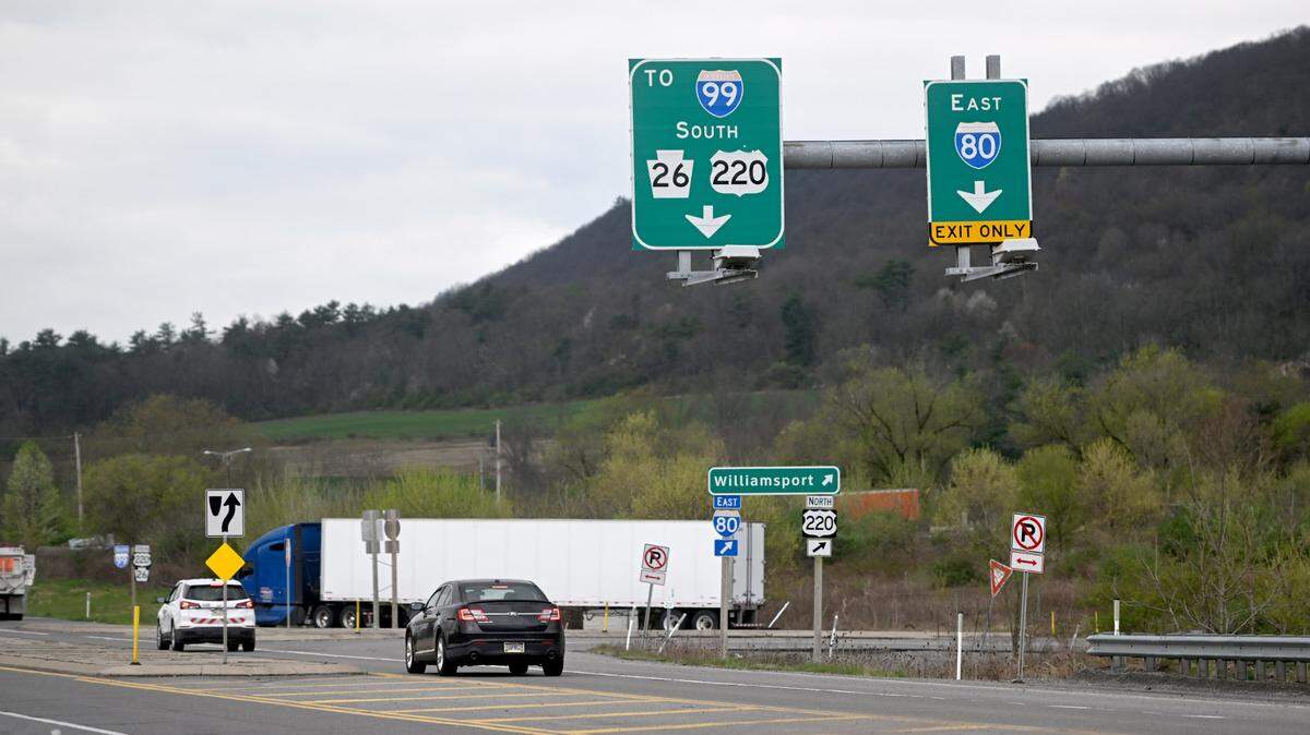 Traffic merges onto I-99 from Rt. 26 and I-80 in Bellefonte on Thursday, April 18, 2024.