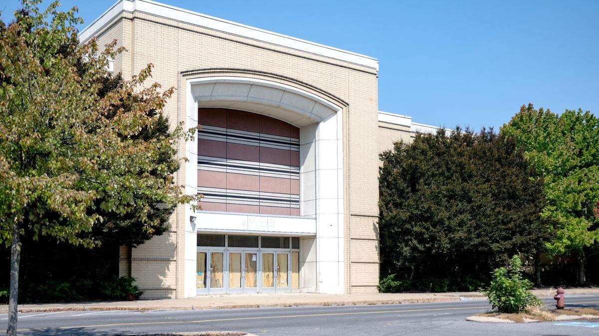 The former Macy’s at the Nittany Mall sits empty on Sept. 13. Construction on a mini-casino is expected to start next year.