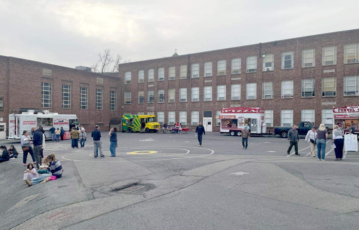 Food trucks fed guests at Bellefonte Elementary School’s farewell event on May 21, 2026.