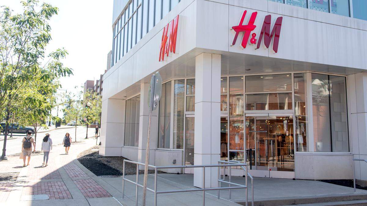 Planet Fitness will open in the former H&M space in the Fraser Centre in downtown State College.