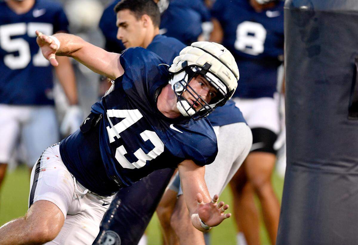 Penn State linebacker Tyler Elsdon runs a drill during practice on Wednesday, Aug. 25, 2021 in Beaver Stadium.