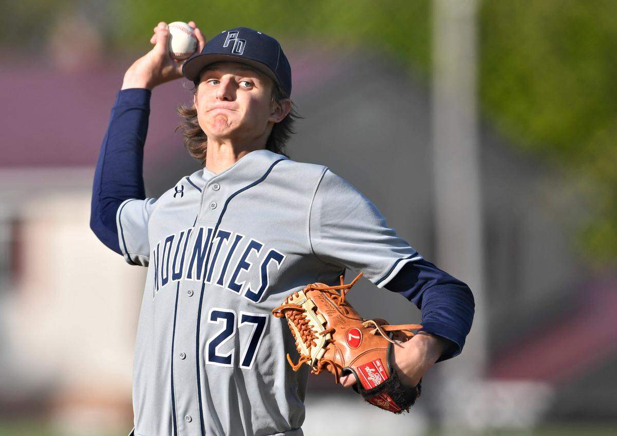 Philipsburg-OsceolaÕs Dave Meersand relief pitches during the game against Bellefone on Monday, May 10, 2021.