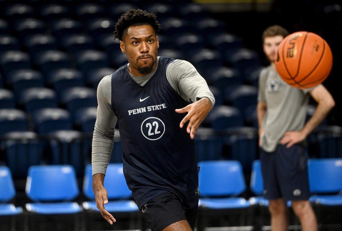 Penn State’s Jalen Pickett makes a pass during practice on Tuesday, Oct. 25, 2022.