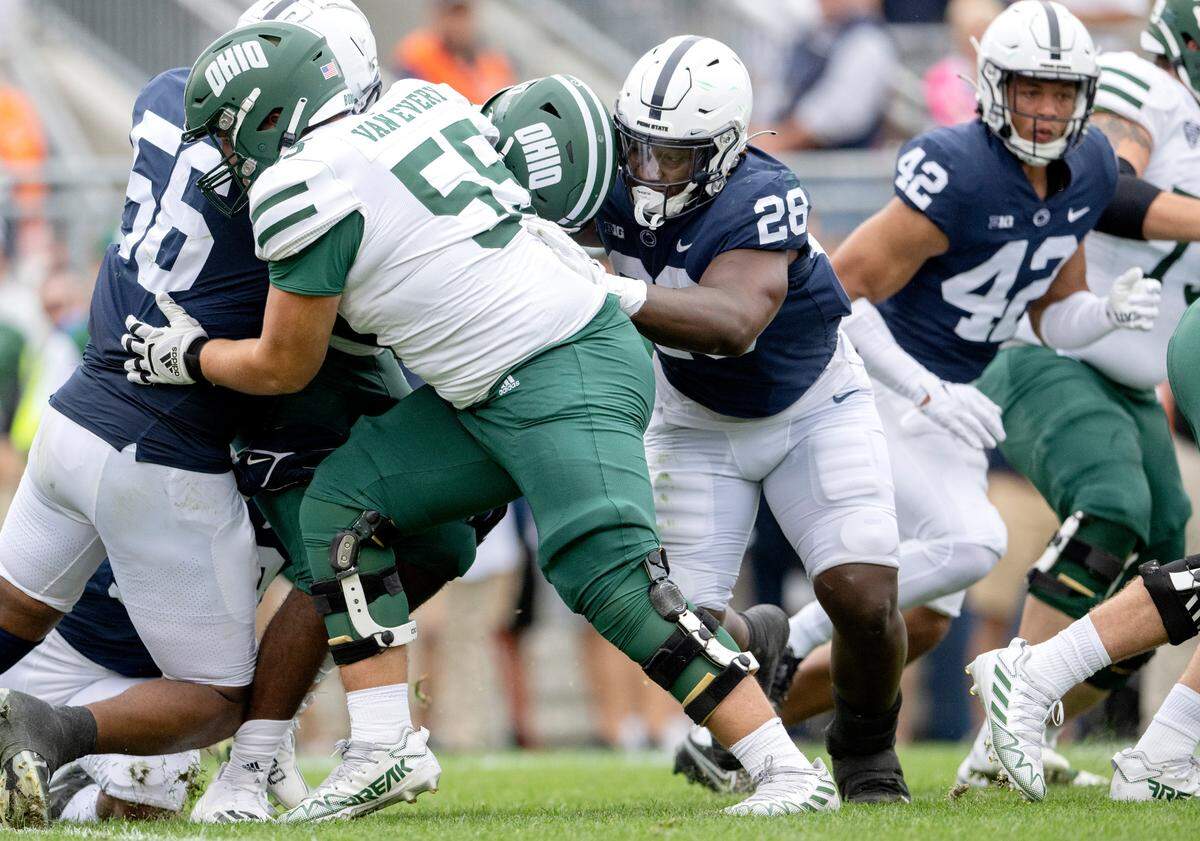 Penn State defensive tackle Zane Durant blocks an Ohio lineman during the game on Saturday, Sept. 10, 2022.
