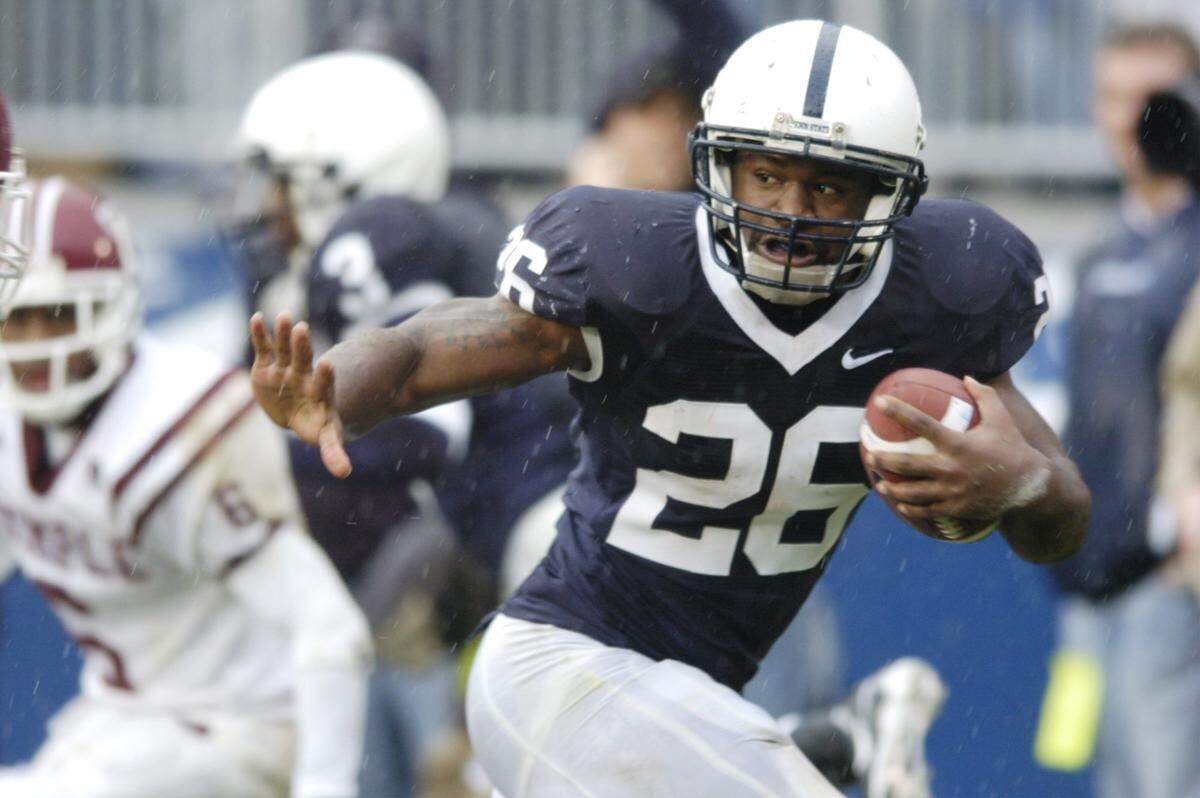 Tony Hunt breaks away to score his first touchdown of the game in the first quarter. Novmember 11, 2006