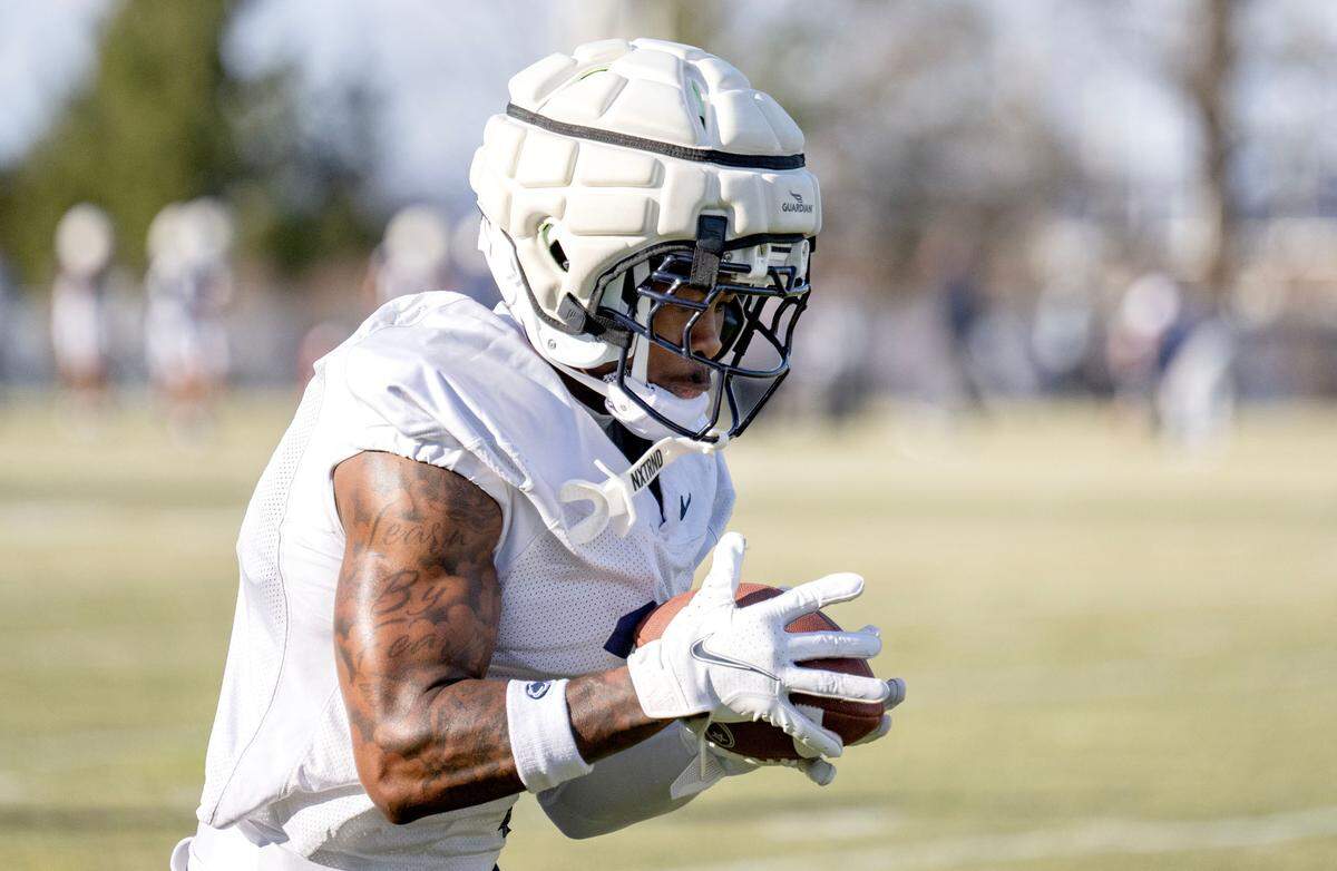 Penn State wide receiver Koby Howard makes a catch during spring practice on Tuesday, March 25, 2025.
