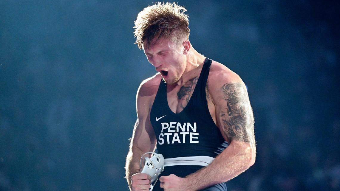 Josh Barr’s victory highlights Penn State wrestling’s shutout of No. 19 Michigan