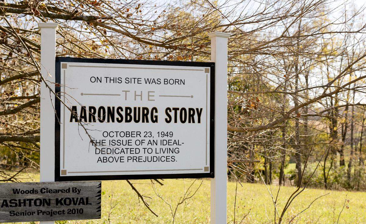 A sign commemorating the site of the Aaronsburg Story is located along Chestnut Street.