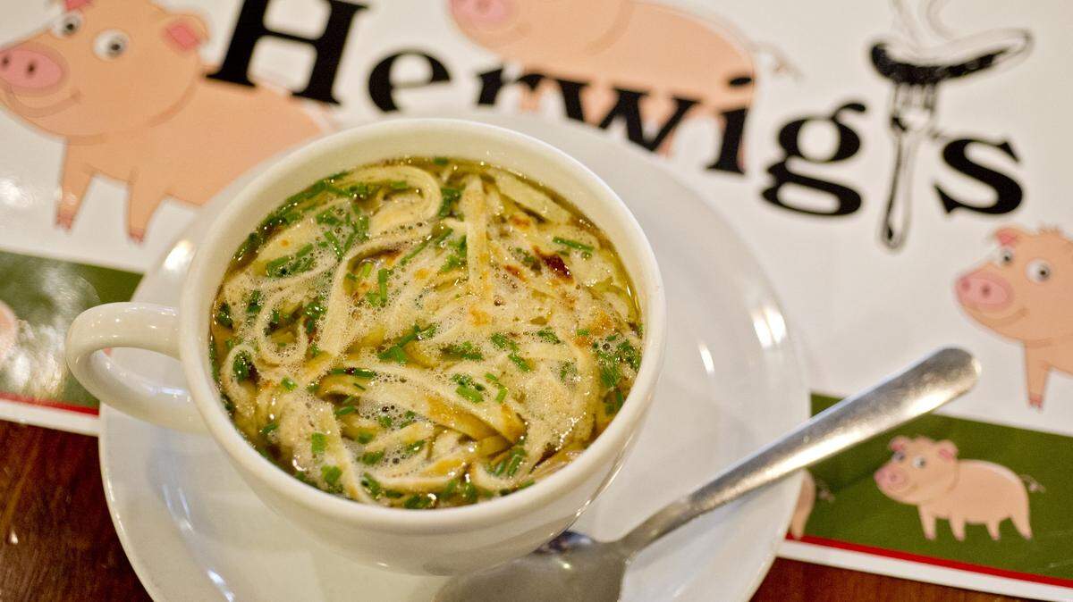 Herwig's restaurant in downtown State College has announced its closing date.