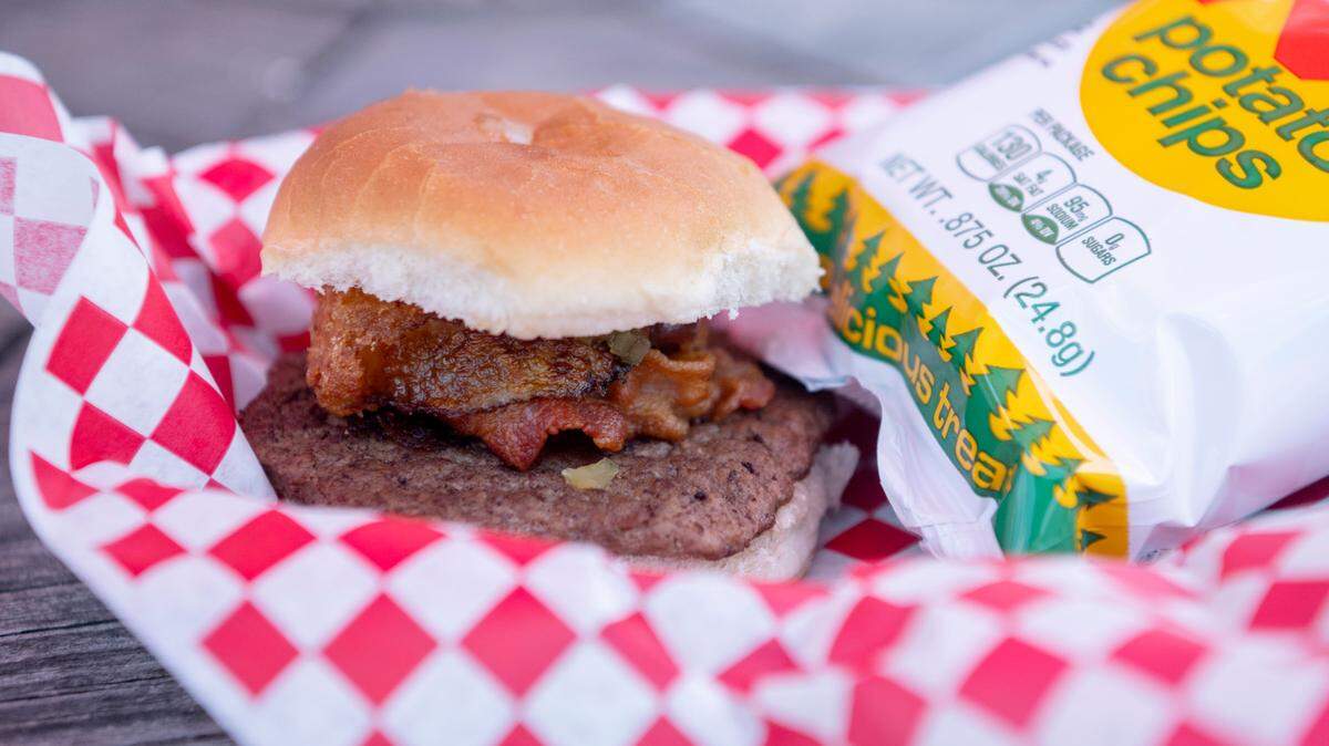 Ice cream? Hamburgers? Sandwiches? You can’t go wrong at Twin Kiss in Howard Township