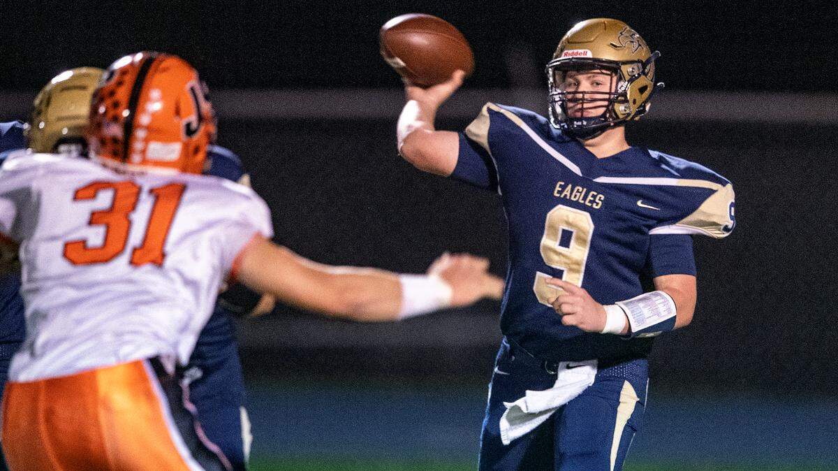 Bald Eagle Area’s Carson Nagle makes a pass during the game against Jersey Shore on Friday, Oct. 22, 2021.