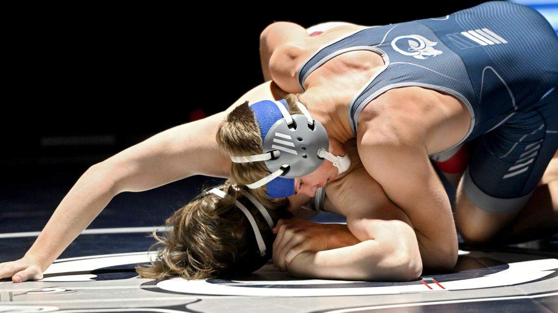Penns Valley wrestling pins its way past Philipsburg-Osceola, moves to District 6 2A semis