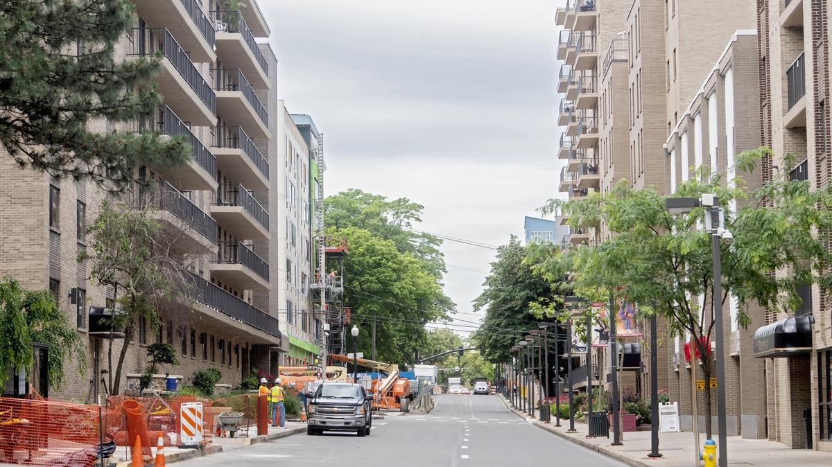 Construction on the new apartment building The Edge continues along the old apartment buildings on Beaver Avenue on Wednesday, June, 20 2018.