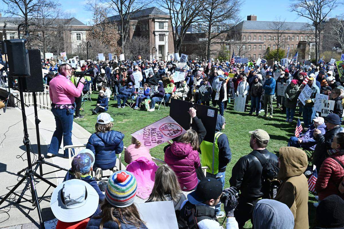 Michel Lee Garrett speaks to thousands of people gathered on Old Main lawn for the No Kings anti-Trump rally on Saturday.