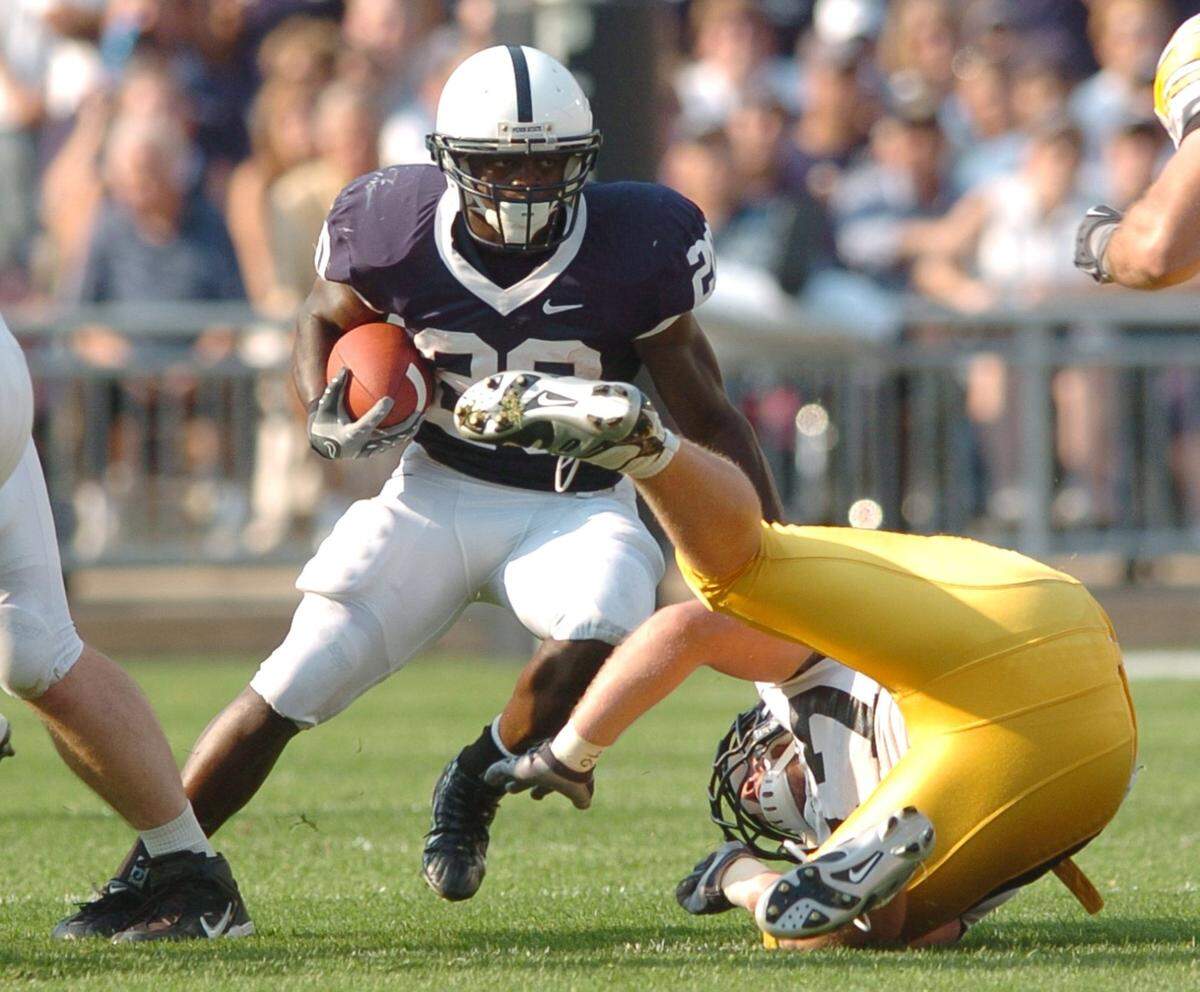 Rodney Kinlaw during the Iowa game. Penn State beat Iowa 27-7 on Saturday, October 6, 2007. CDT/Nabil K. Mark