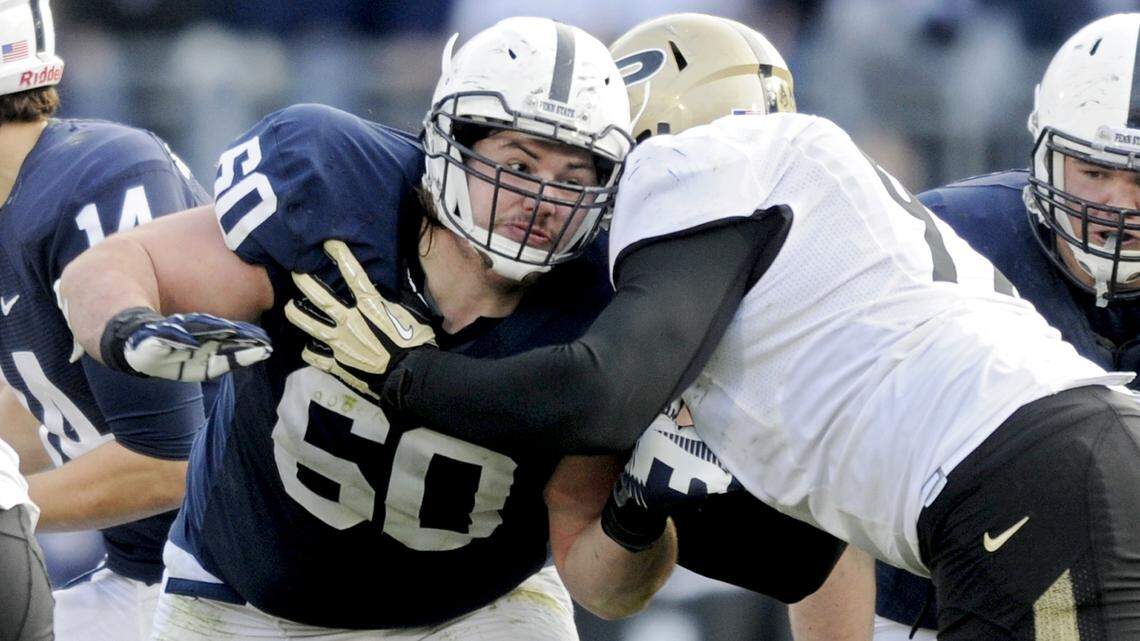 Penn State football announces former Nittany Lion OL Ty Howle as new tight ends coach