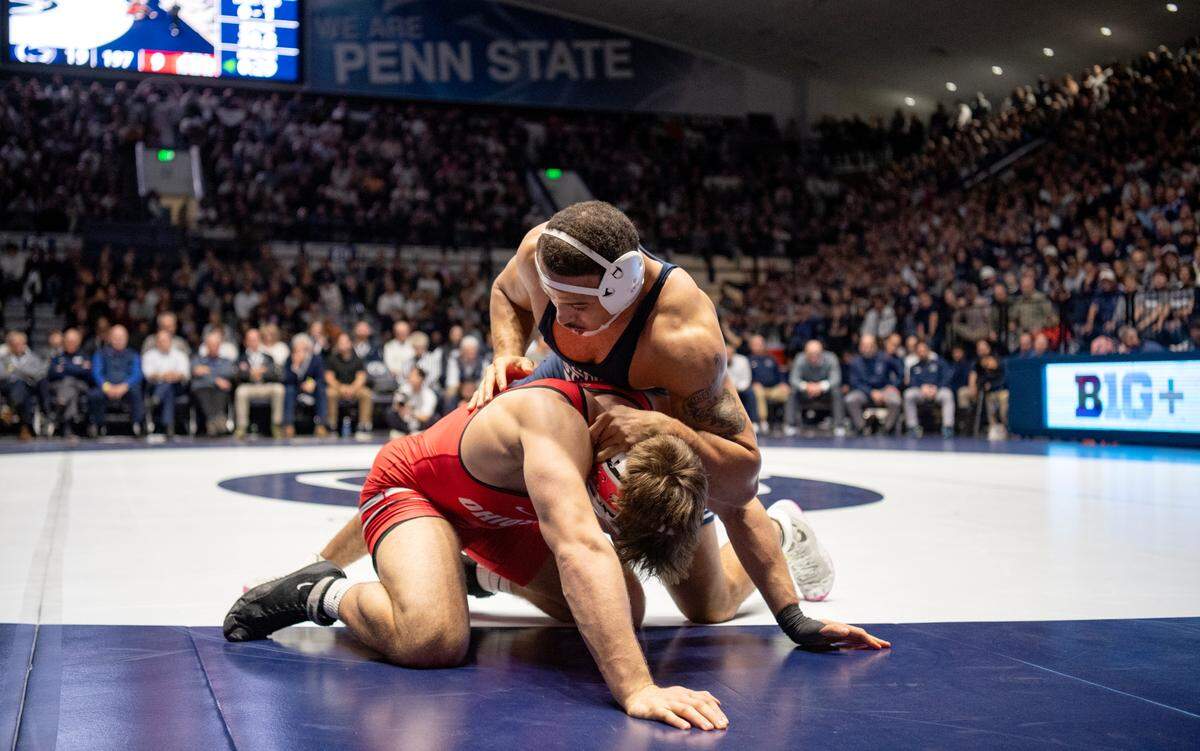 Penn State’s Aaron Brooks controls Ohio State’s Luke Geog in the 197 lb bout of the dual on Friday, Feb. 2, 2024 in Rec Hall.