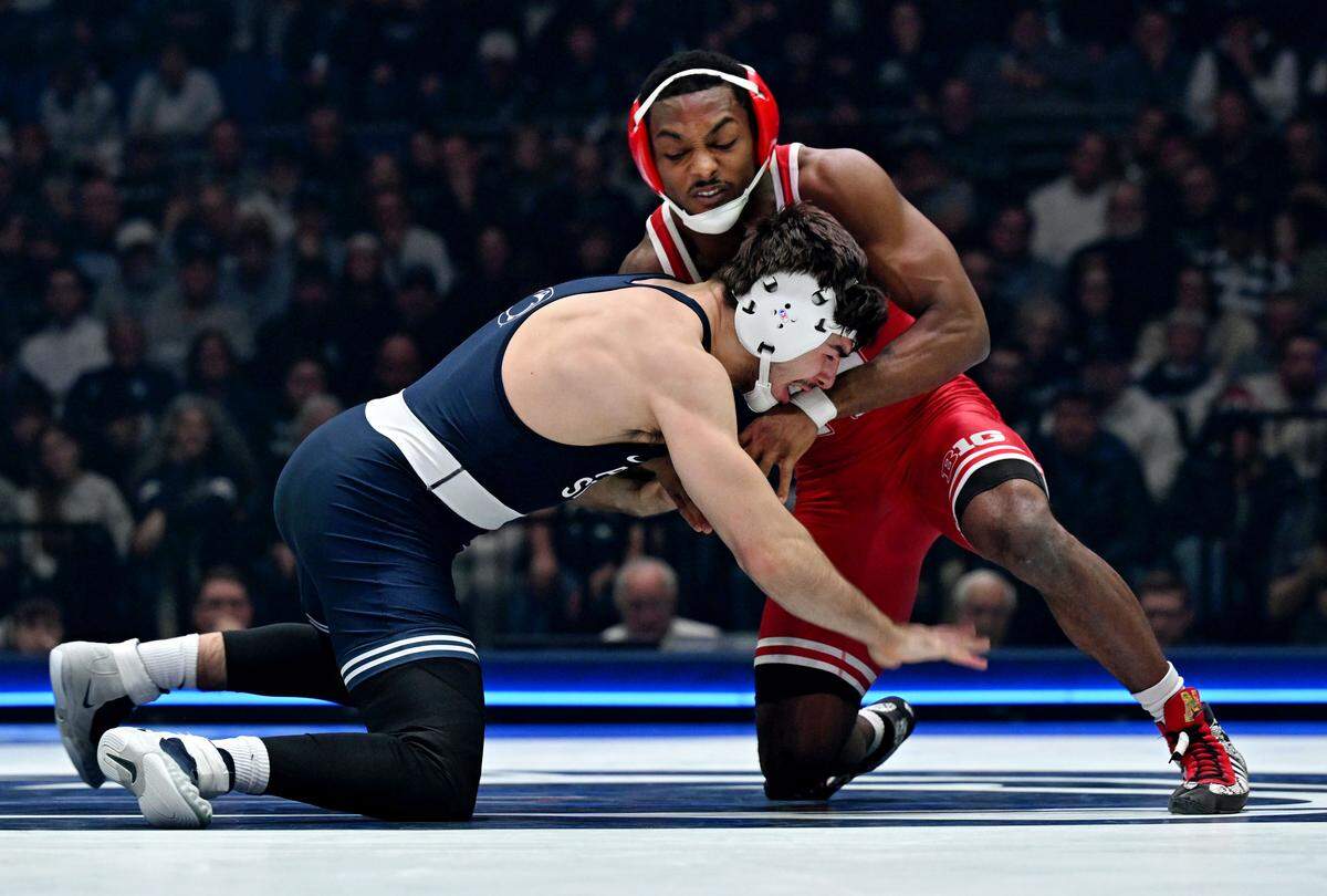 Penn State’s PJ Duke wrestles Nebraska’s Antrell Taylor in the 157 lb bout of the match on Friday, Jan. 30, 2026.