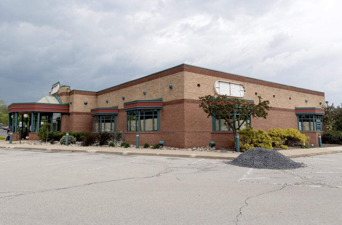 Crazy Boil and CEO Karaoke opened in October in the longtime home of Eat’n Park, 1617 N. Atherton St.