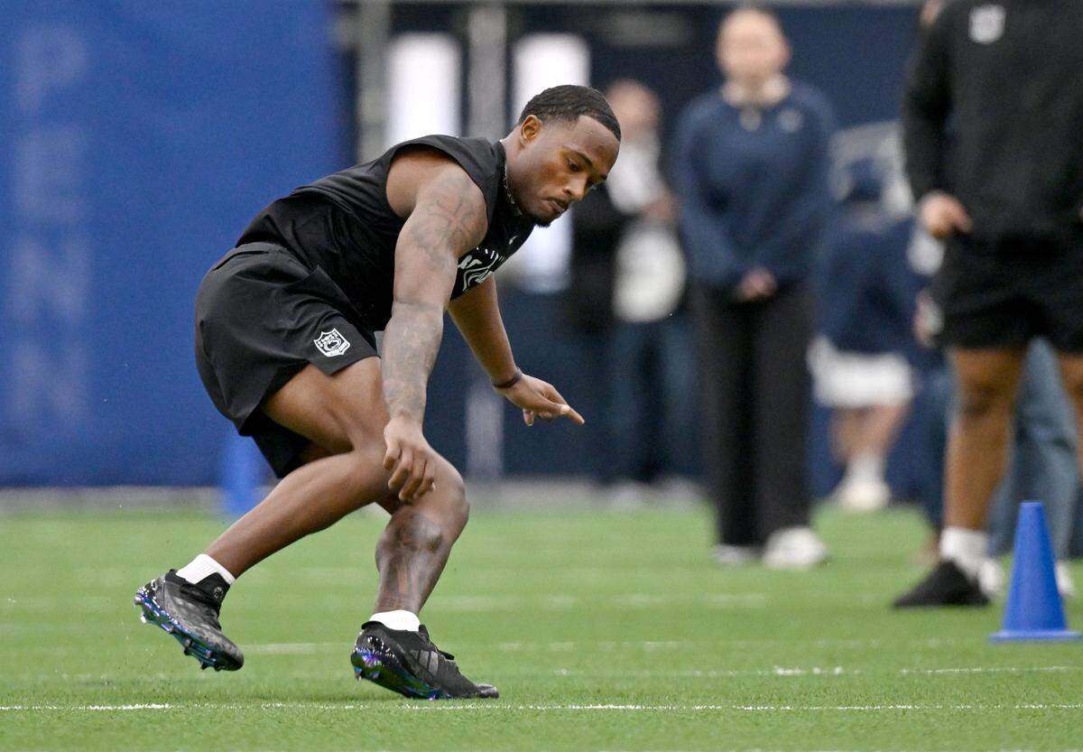 WR Kyron Hudson runs the pro shuttle during Penn State Pro Day on Wednesday, March 18, 2026. His time was 4.50.