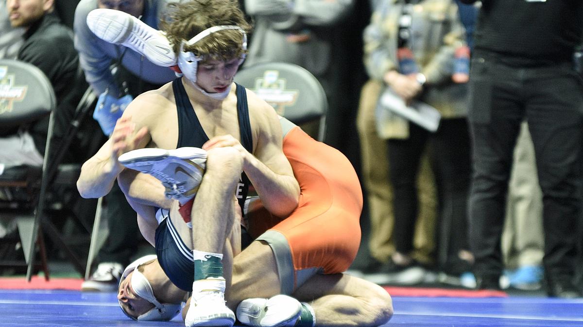 Penn State earns 7 NCAA Championship semifinalists on Day 2 of wrestling in Tulsa