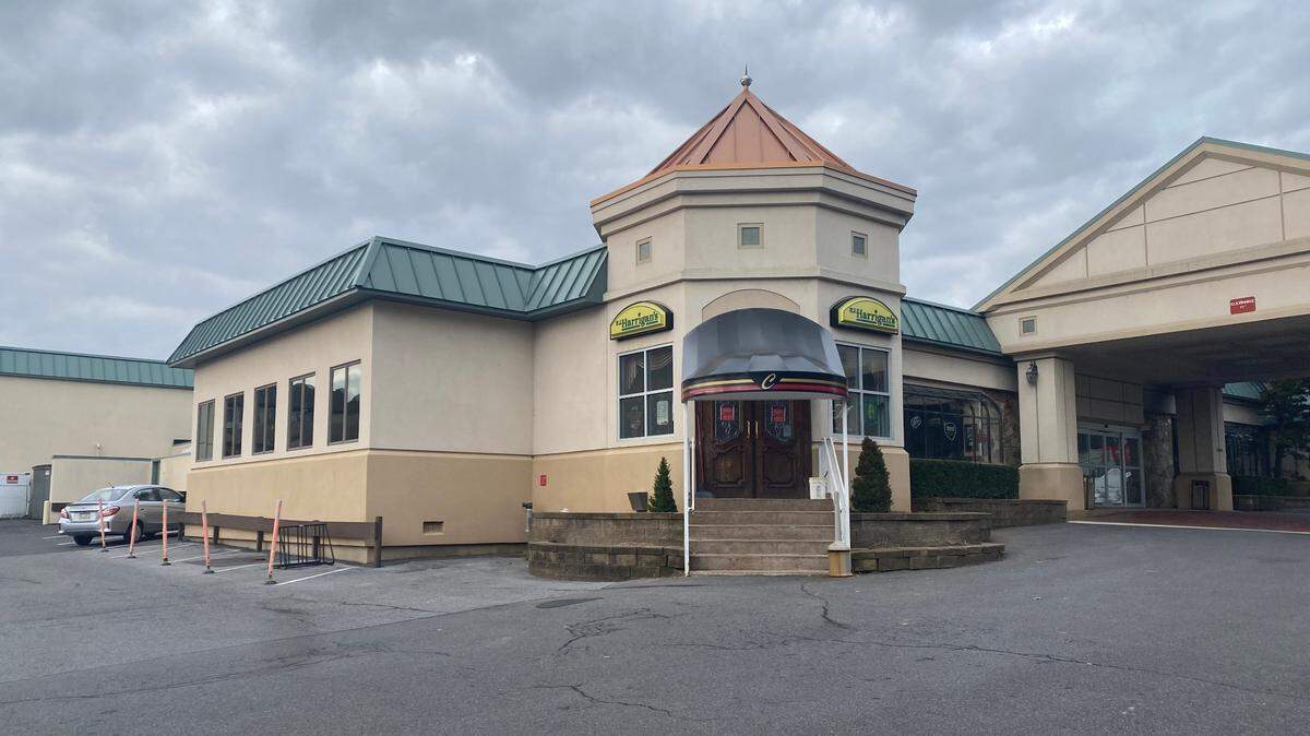 P.J. Harrigan’s Bar & Grill, at the Ramada Hotel & Conference Center on South Atherton Street, is now closed. The restaurant is set to reopen as “Celebrities Bar and Grill.”