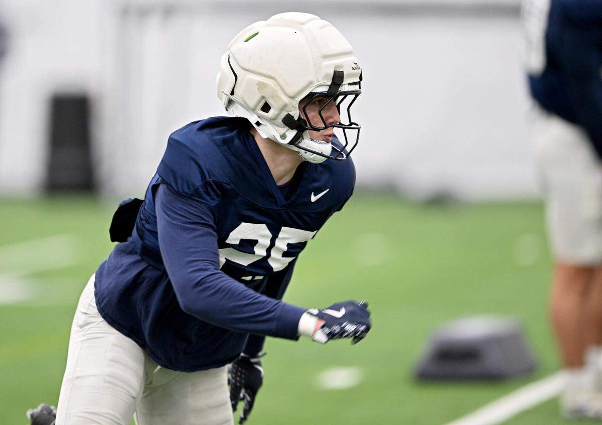 Penn State linebacker Alex Tatsch runs a drill during spring practice on Tuesday, April 8, 2025.  