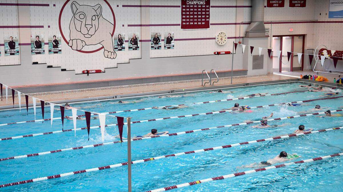 State College swim team practice on Wednesday, March 2, 2022.