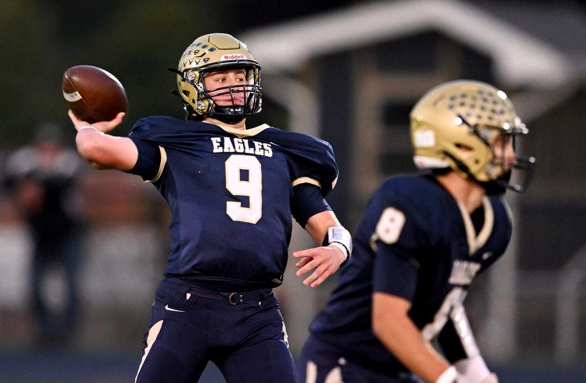 Bald Eagle Area’s Carson Nagle makes a pass during the game against Philipsburg-Osceola’s on Friday, Sept. 22, 2023.