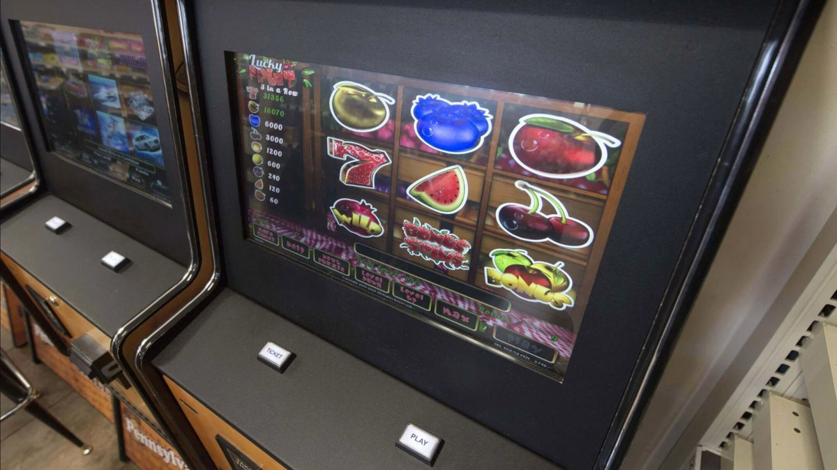 A skills game machine