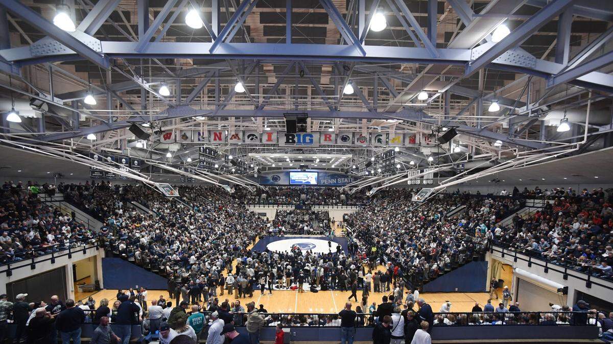 Fans fill up the stands before the start of the Penn State vs. Ohio State wrestling match Saturday, Feb. 3, 2018 at Rec Hall.