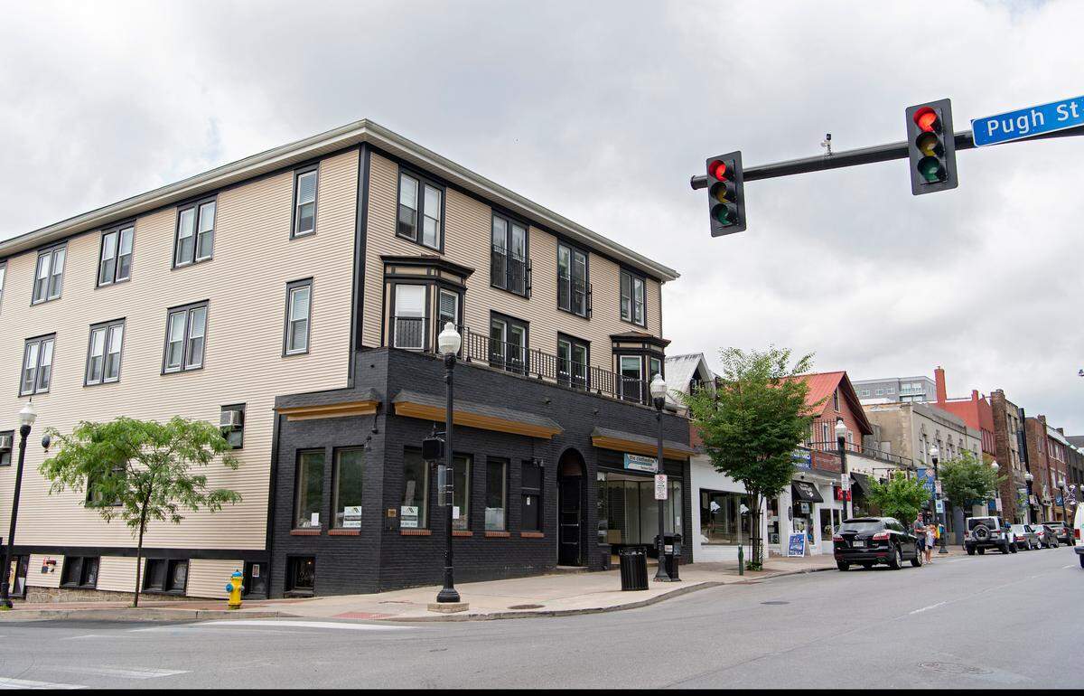 The building on the corner of Pugh Street and College Avenue where Spats Cafe and Speakeasy used to be could become a new, upscale restaurant.