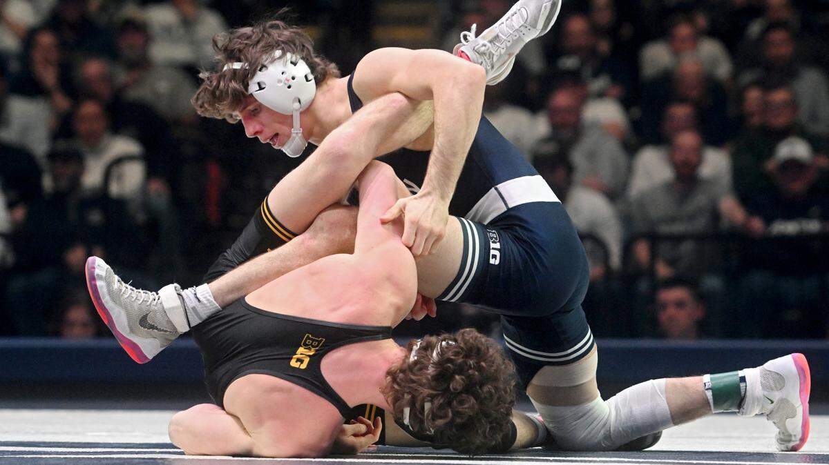 Penn State’s Levi Haines, pictured during the Jan. 27 dual, started off a string of six straight wins for the Nittany Lions on Friday night. They beat Ohio State, 29-9.