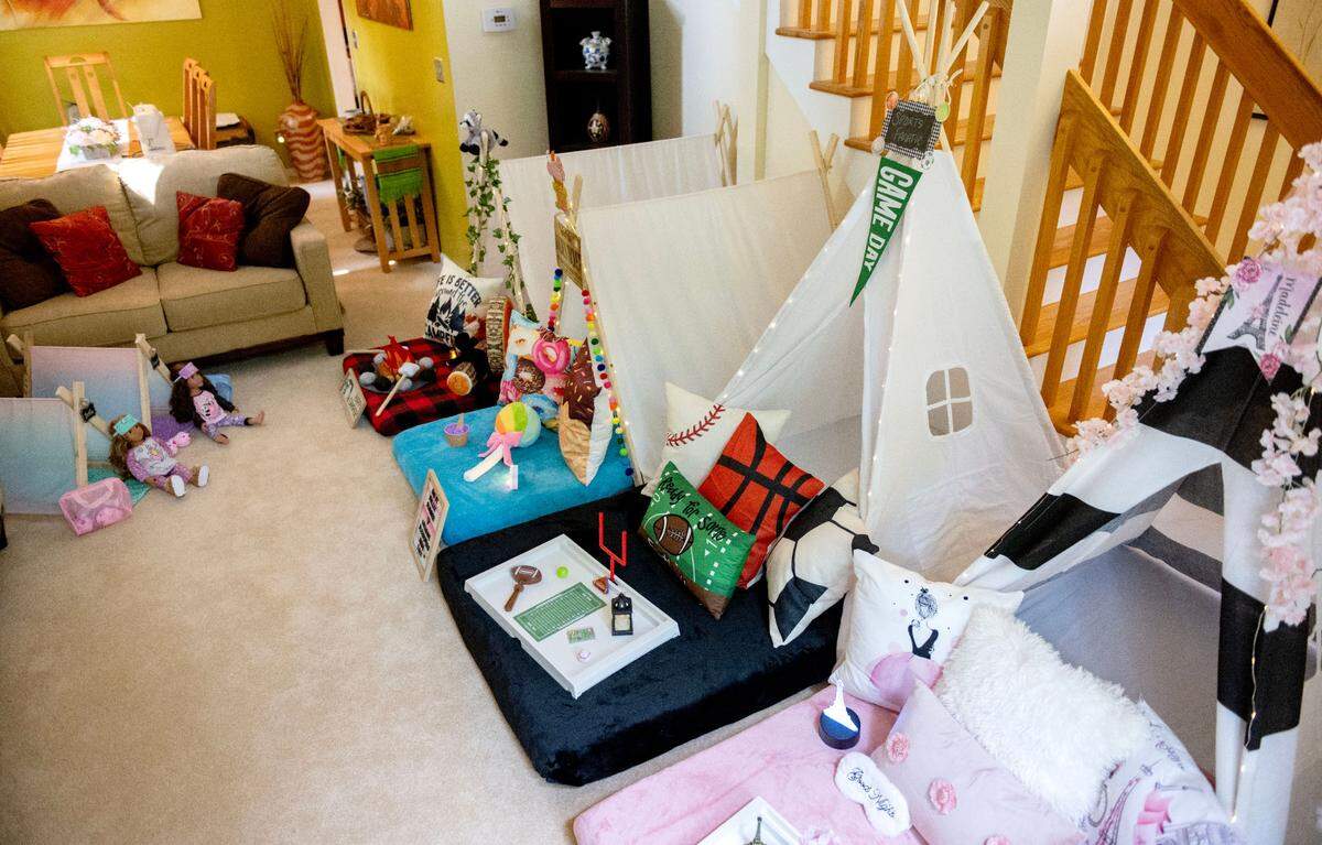 A variety of themes offered by Happy Valley Slumber.