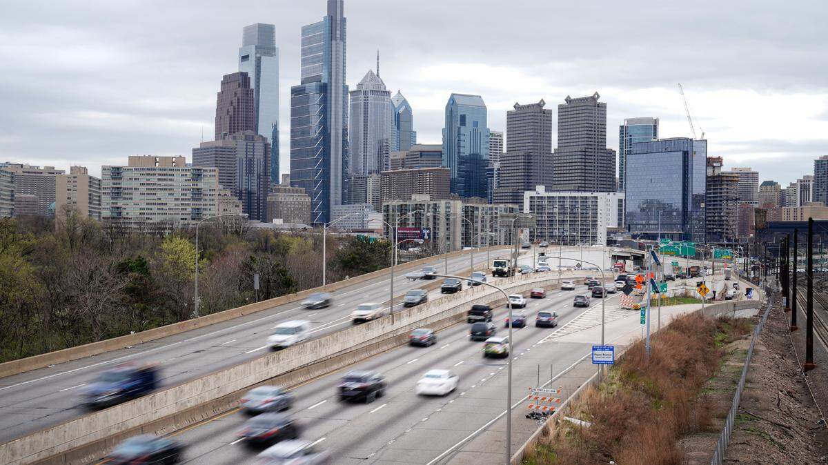 Traffic moves along Interstate 76 in Philadelphia, which was Pennsylvania’s largest city by population in 2021, according to census figures.