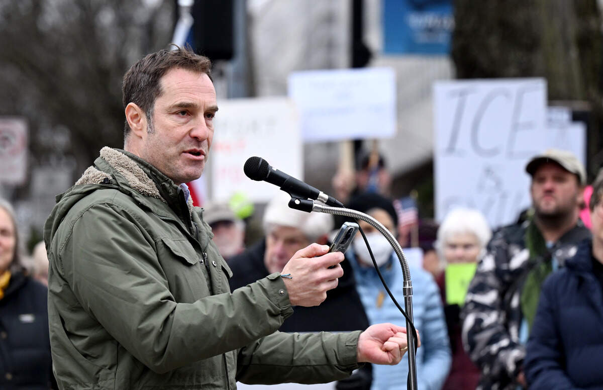 State College Mayor Ezra Nanes speaks to the crowd that gathered at the Allen Street Gates to protest ICE on Saturday, Jan. 10, 2026. Protests were held around the country after the killing of Renee Nicole Good.
