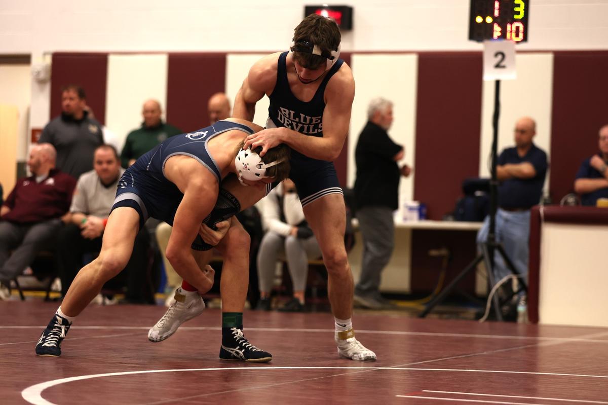 Penns Valley’s Ty Watson aims to takedown Burgettstown’s Rudy Brown in their 152-pound quarterfinals match of the PIAA Class 2A Southwest Regional Championships on Friday, March 1, 2024 in Altoona. Watson snuck past Brown, 3-1.