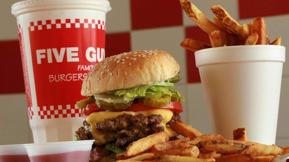 Five Guys is opening its 13th Kansas City area location.