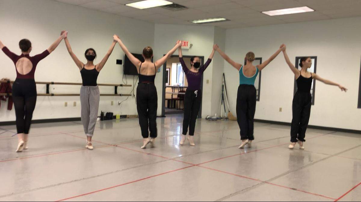 Molly Yoder, Amithi Tadidagapa, Gabriel Showalter, Maggie Yang, Jade Novak and Clara Pollock rehearse a section of the Performing Arts School of Central Pennsylvania’s “The Four Seasons.”