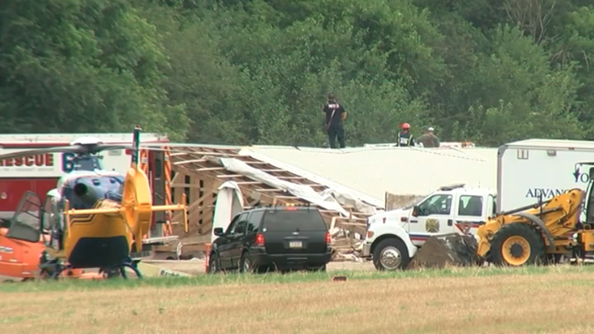 One person was killed and seven more injured when a chicken house collapsed in Pennsylvania, state police say.