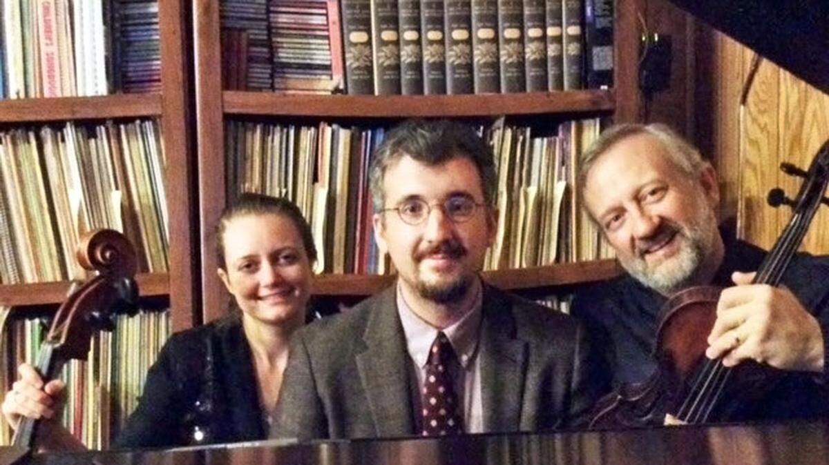 The Lyon-Hall Ensemble will perform Sunday at the Unitarian Universalist Fellowship of Centre County.