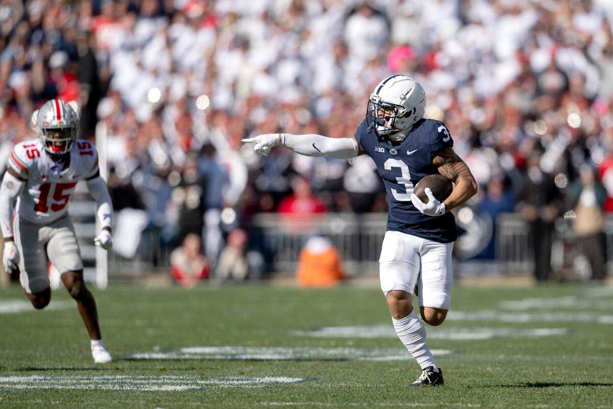 Penn State wide receiver Parker Washington runs down the field for a touchdown during the game against Ohio State on Saturday, Oct. 29, 2022.