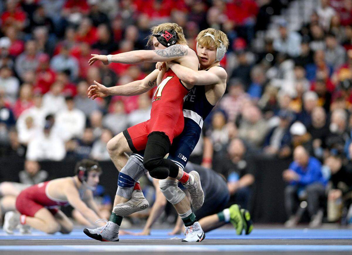 Penn State’s Braeden Davis controls Maryland’s Braxton Brown in a 133-pound bout during the 2025 NCAA Wrestling Championships in Philadelphia on Thursday, March 20, 2025.