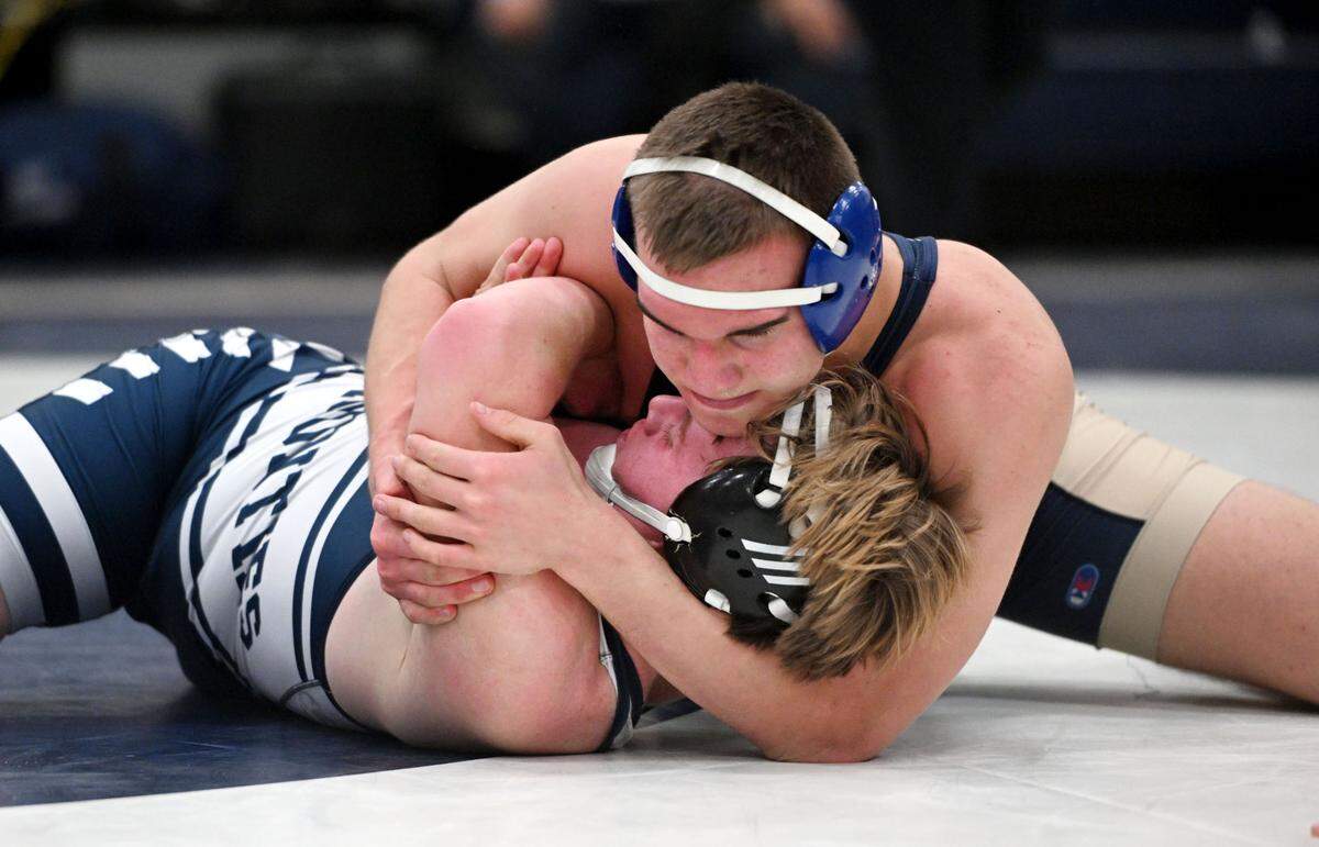 Bald Eagle Area’s Kyle Watson controls Philipsburg-Osceola’s Brody Jasper in the 189 lb bout during the match on Tuesday, Jan. 7, 2025. Watson won by tech fall.
