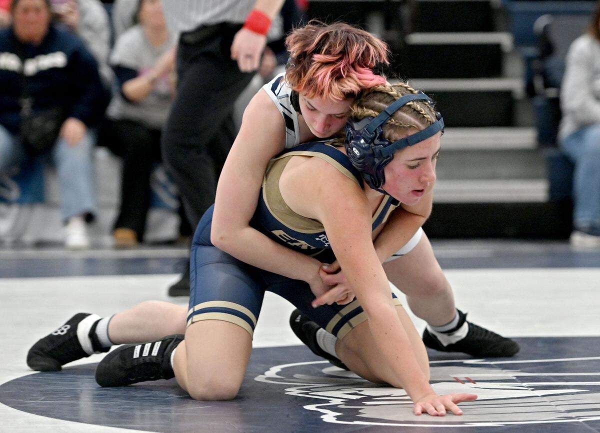 Philipsburg-Osceola’s Veda Kephart controls Bald Eagle Area’s Rebekah Guenot in the 118 lb of the girls match on Tuesday, Jan. 7, 2025. Kephart won by decision, 6-3 in sudden victory.