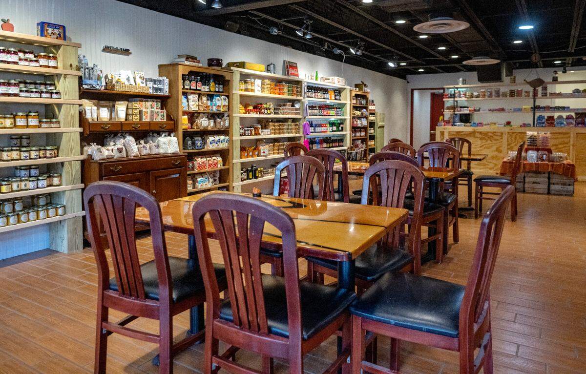 A look at the new Way Fruit Farm downtown market and cafe on Calder Way.